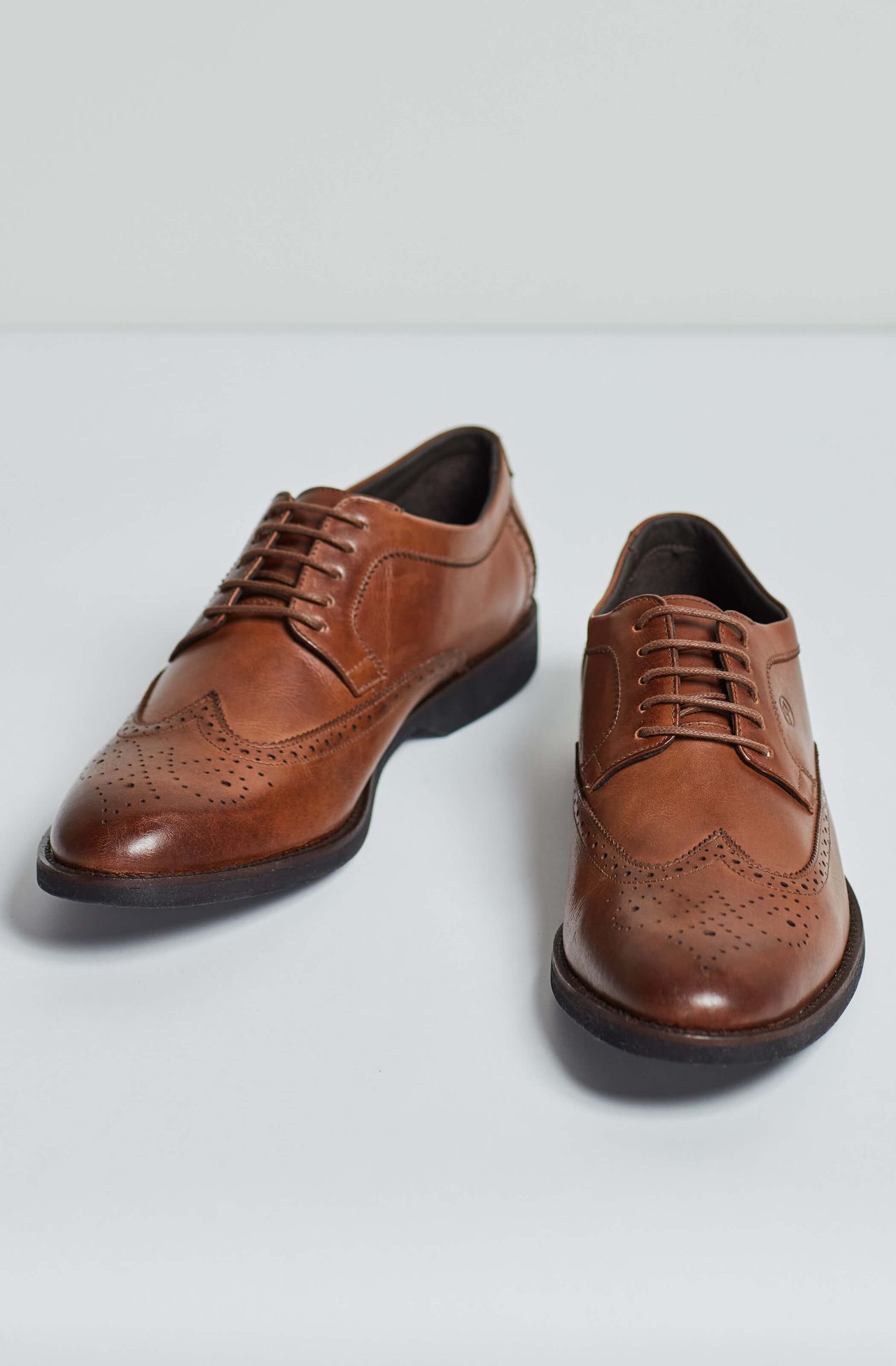 sapato brogue casual