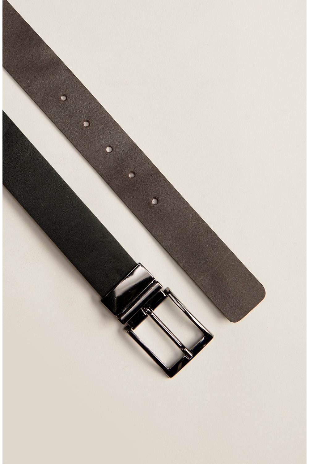 0493GAR00008_987_1-CINTO-SOCIAL-COURO-DUPLA-FACE-PRETO-E-CAFE-COM-BORDA-RETA