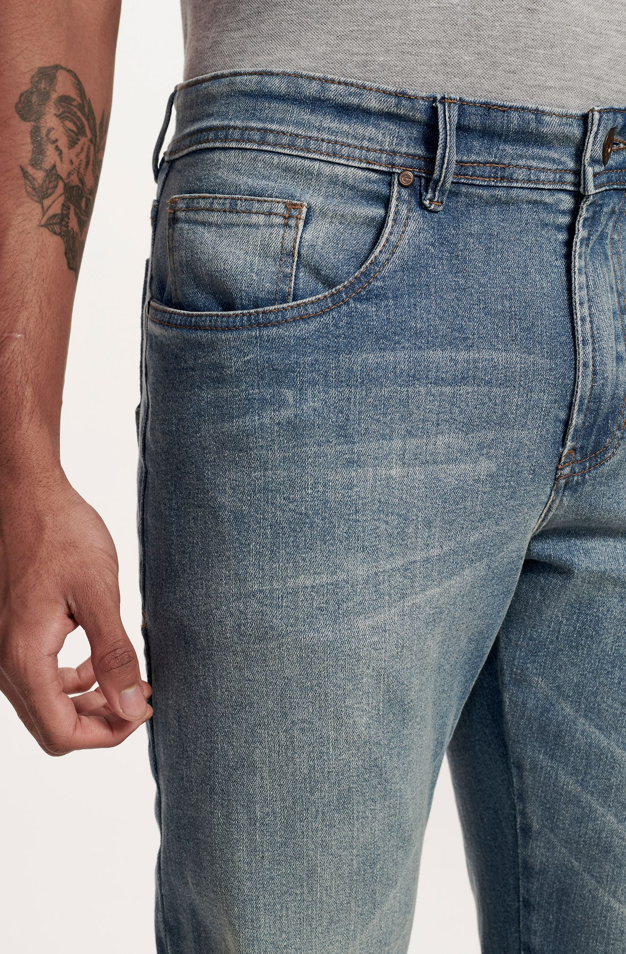 4246BCZ00220_585_4-CALCA-JEANS-SUPER-STONE-BASIC-FIT-AZUL-CLARO