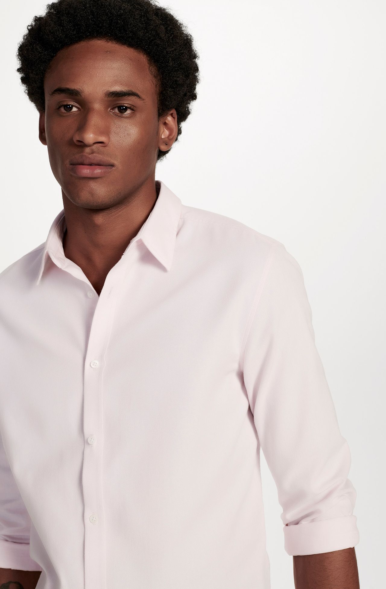 2501VCZ48287_250_3-CAMISA-CASUAL-EM-OXFORD-BRANCO