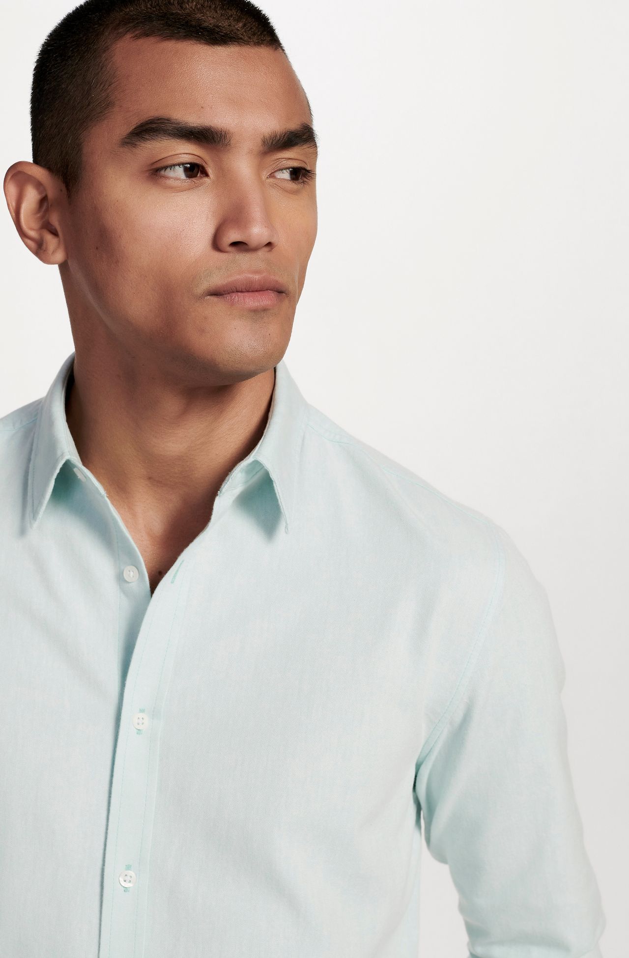 2501VCZ48287_640_3-CAMISA-CASUAL-EM-OXFORD-BRANCO