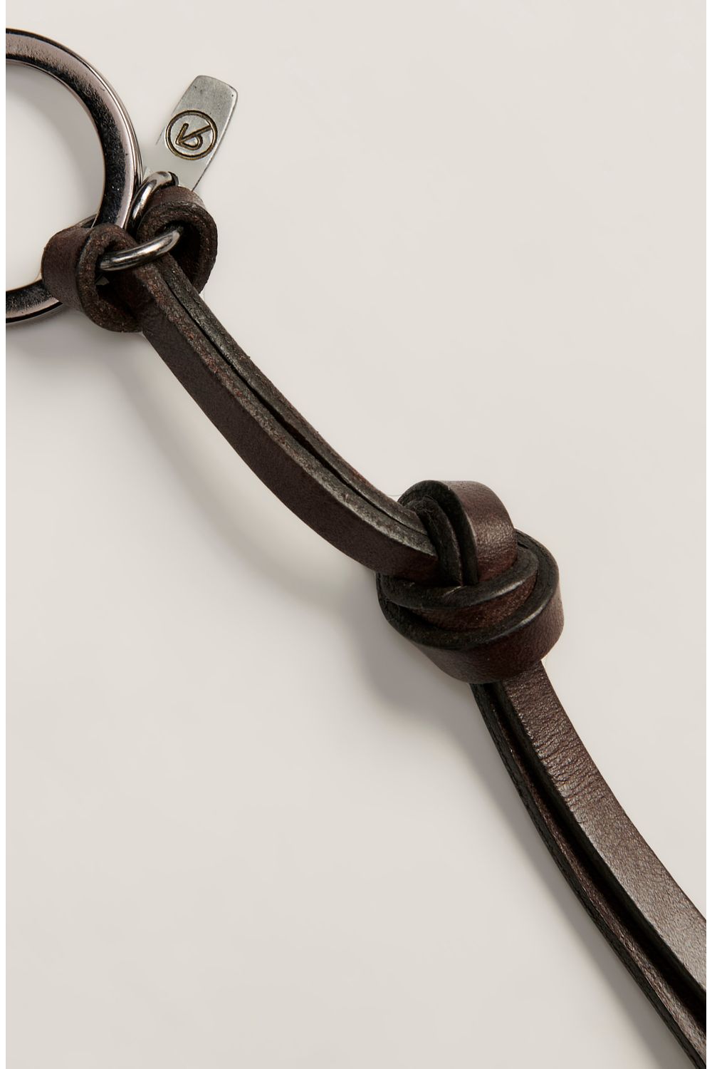 9159AAZ00010_780_1-CHAVEIRO-CASUAL-MARROM