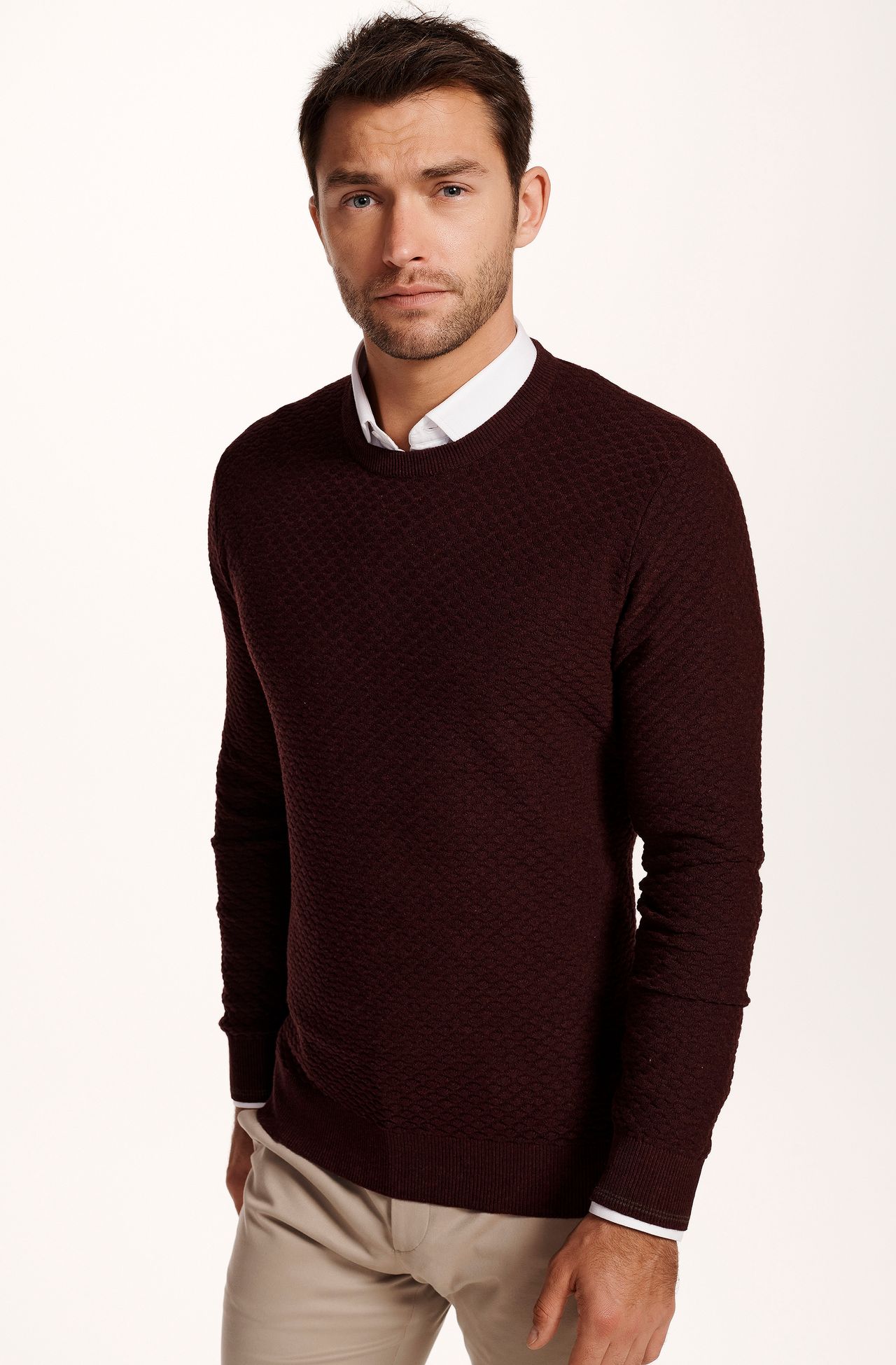 3082CCP00001_390_2-TRICOT-GOLA-CARECA-VINHO-EM-ALGODAO-MESCLA