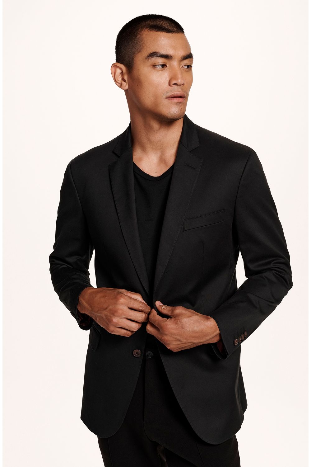 1047EWR02468_987_2-PALETO-2-BOTOES-SARJA-PRETO-DE-ALGODAO-EGIPCIO-COM-ELASTANO