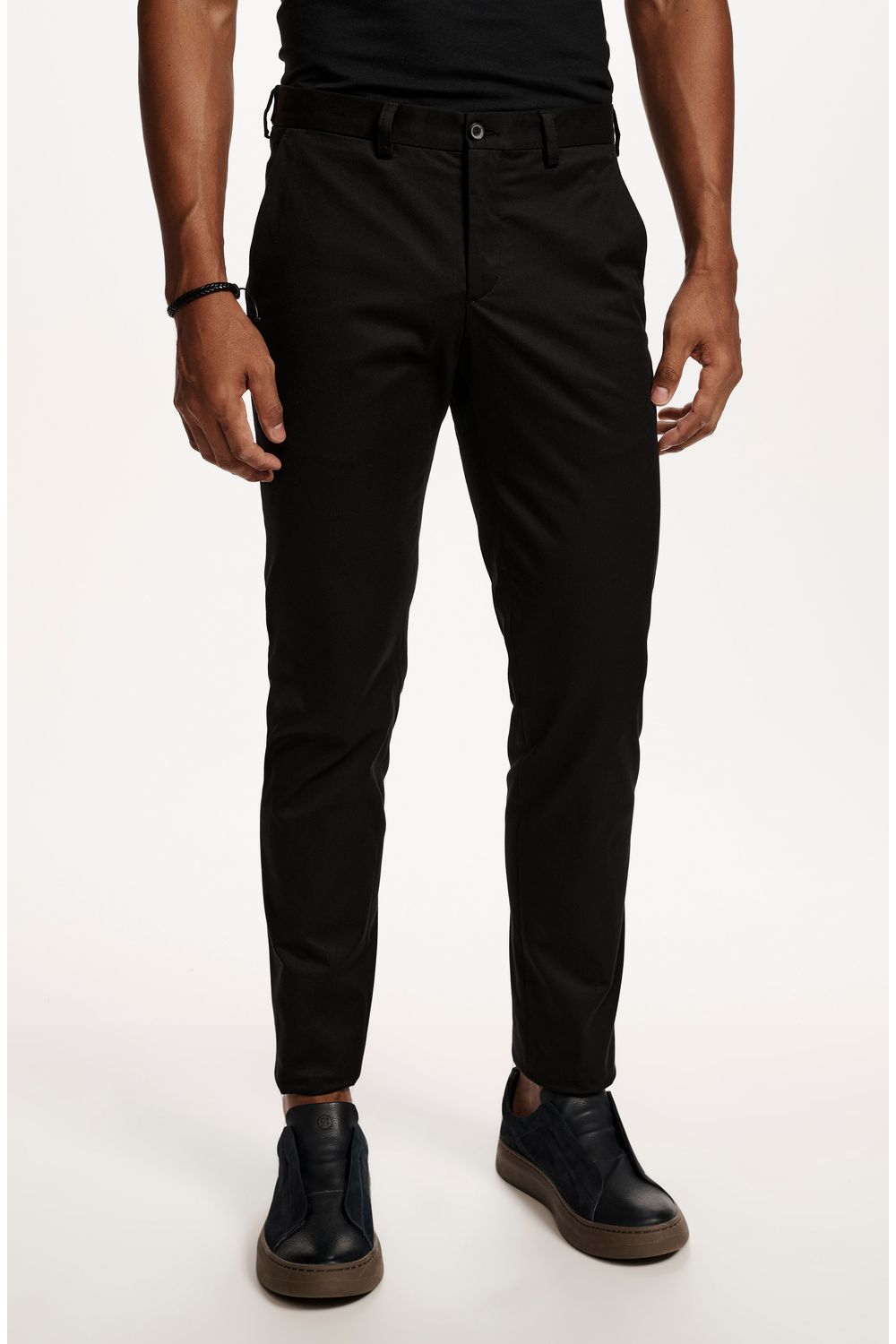 4044NRM02201_987_2-CALCA-CHINO-PRETA-ALFAIATARIA-ALGODAO-EGIPCIO-COM-AJUSTADOR