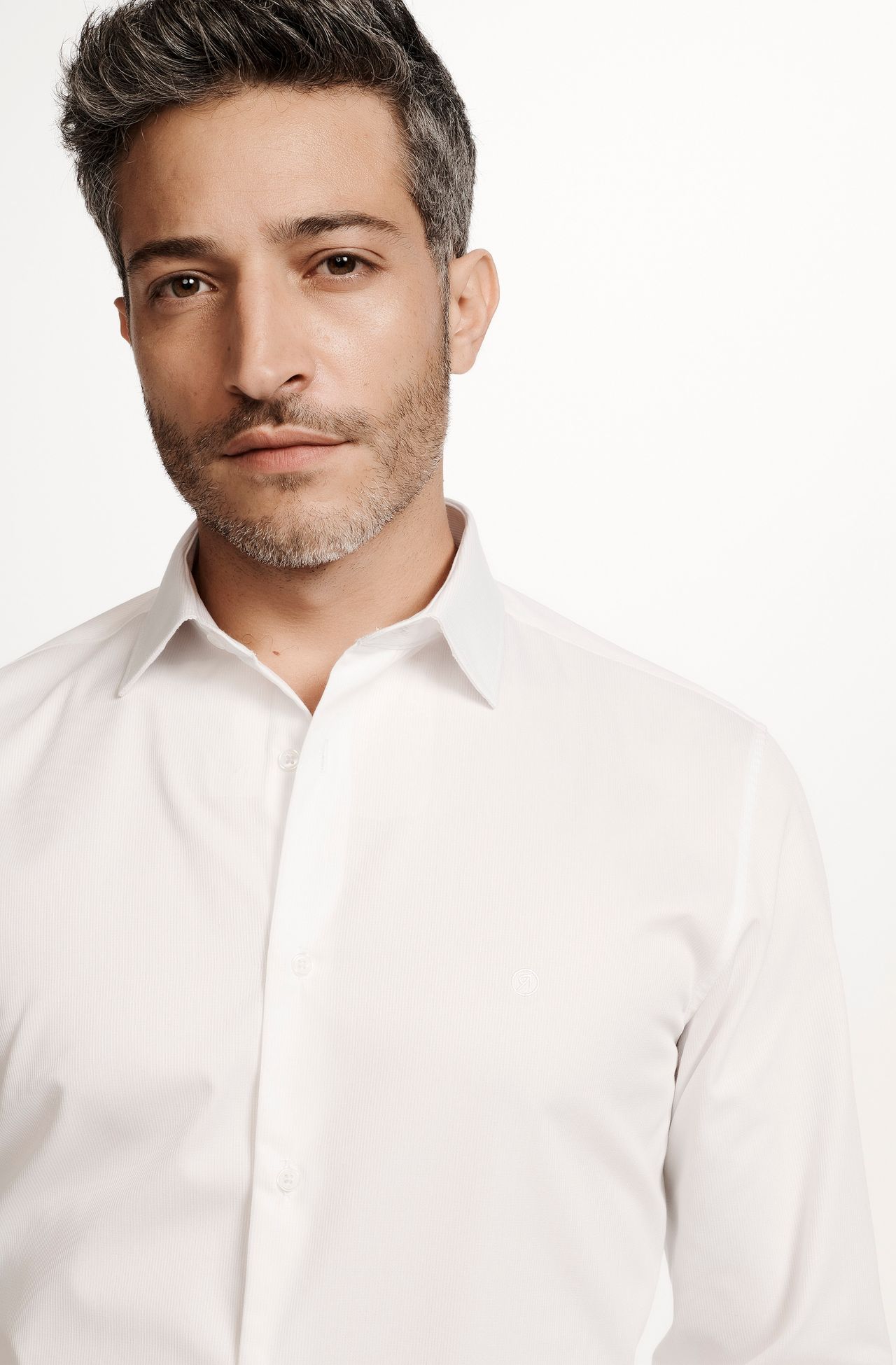 2501XWZ49006_900_4-CAMISA-WORK-MAQUINETADA-FACIL-DE-PASSAR--BRANCA