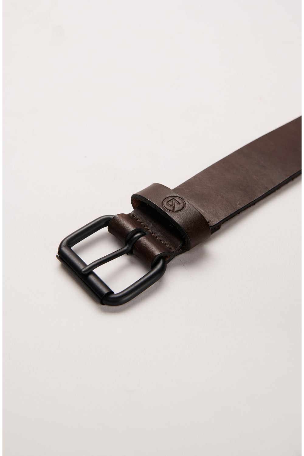 0489DAZ00030_790_2-CINTO-CASUAL-DE-COURO-PESPONTADO-MARROM