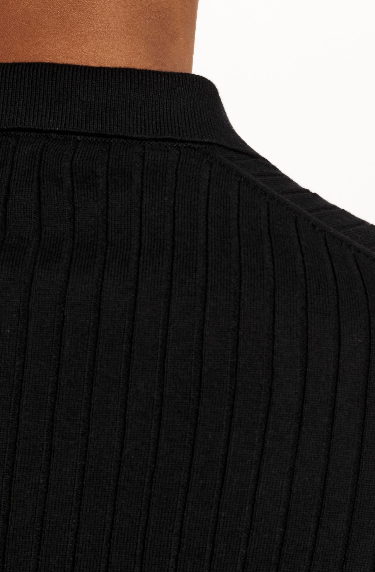 3080PCL00001_987_5-POLO-MANGA-CURTA-DE-TRICOT-CANELADO-LEVE