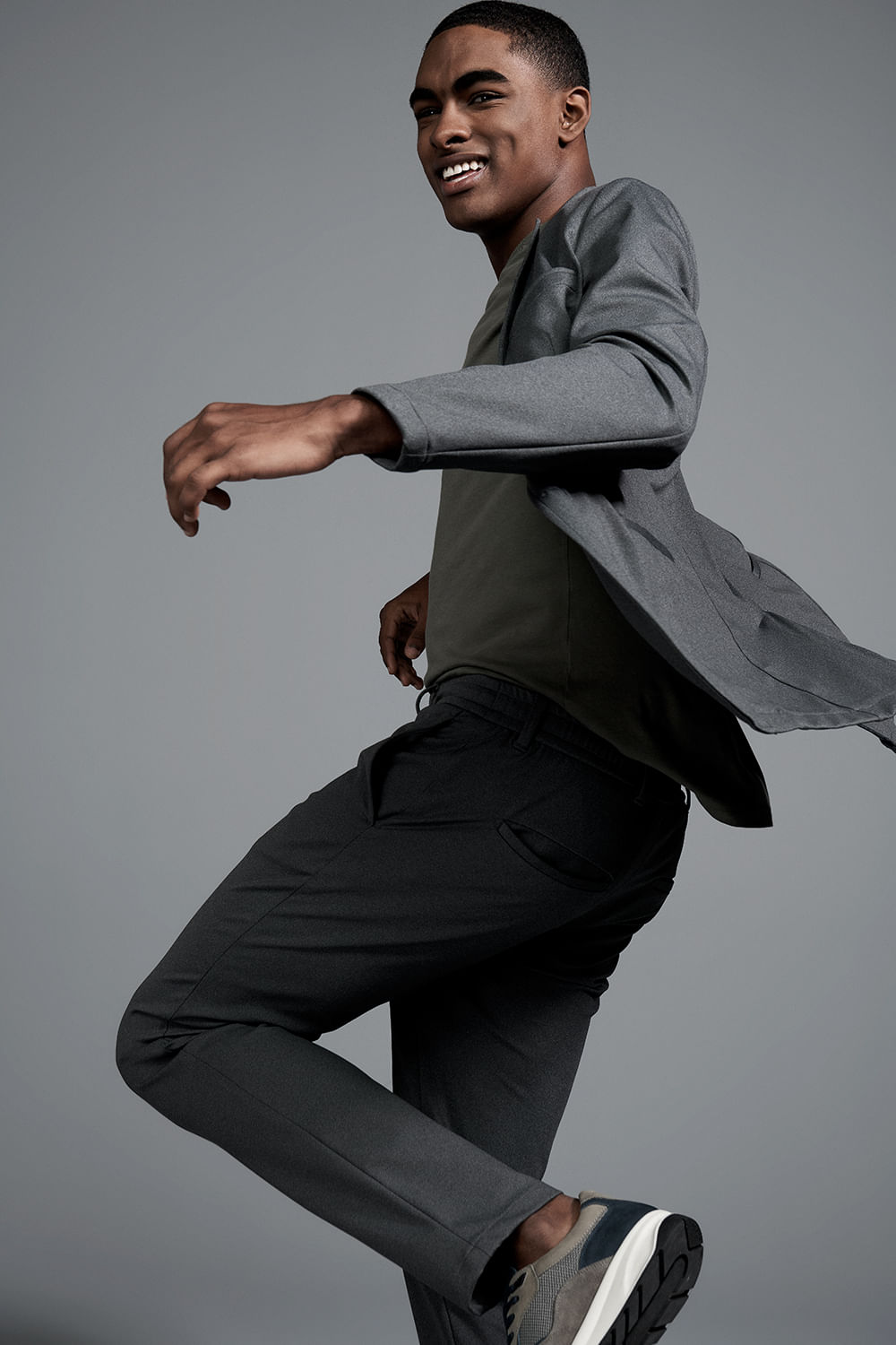 4041JCZ00013_980_2-CALCA-TWISTER-MALHA-CINZA-MESCLA