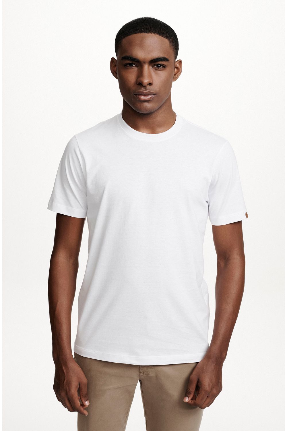 8350CCV00035_900_2-T-SHIRT-MANGA-CURTA-LISA-GOLA-CARECA-PRETA