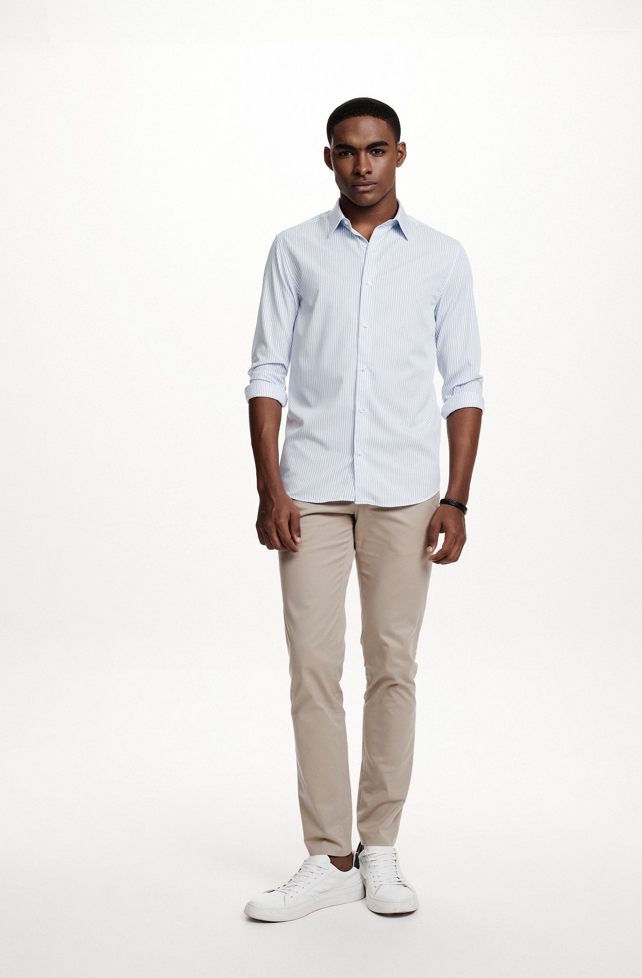 2502VWZ49106_530_1-CAMISA-WORK-LISTRADA-AZUL-EM-FIBRA-DE-BAMBU