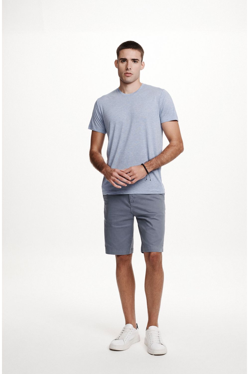 8350CCZ00120_550_1-T-SHIRT-MANGA-CURTA-LISA-DE-VISCOSE-AZUL