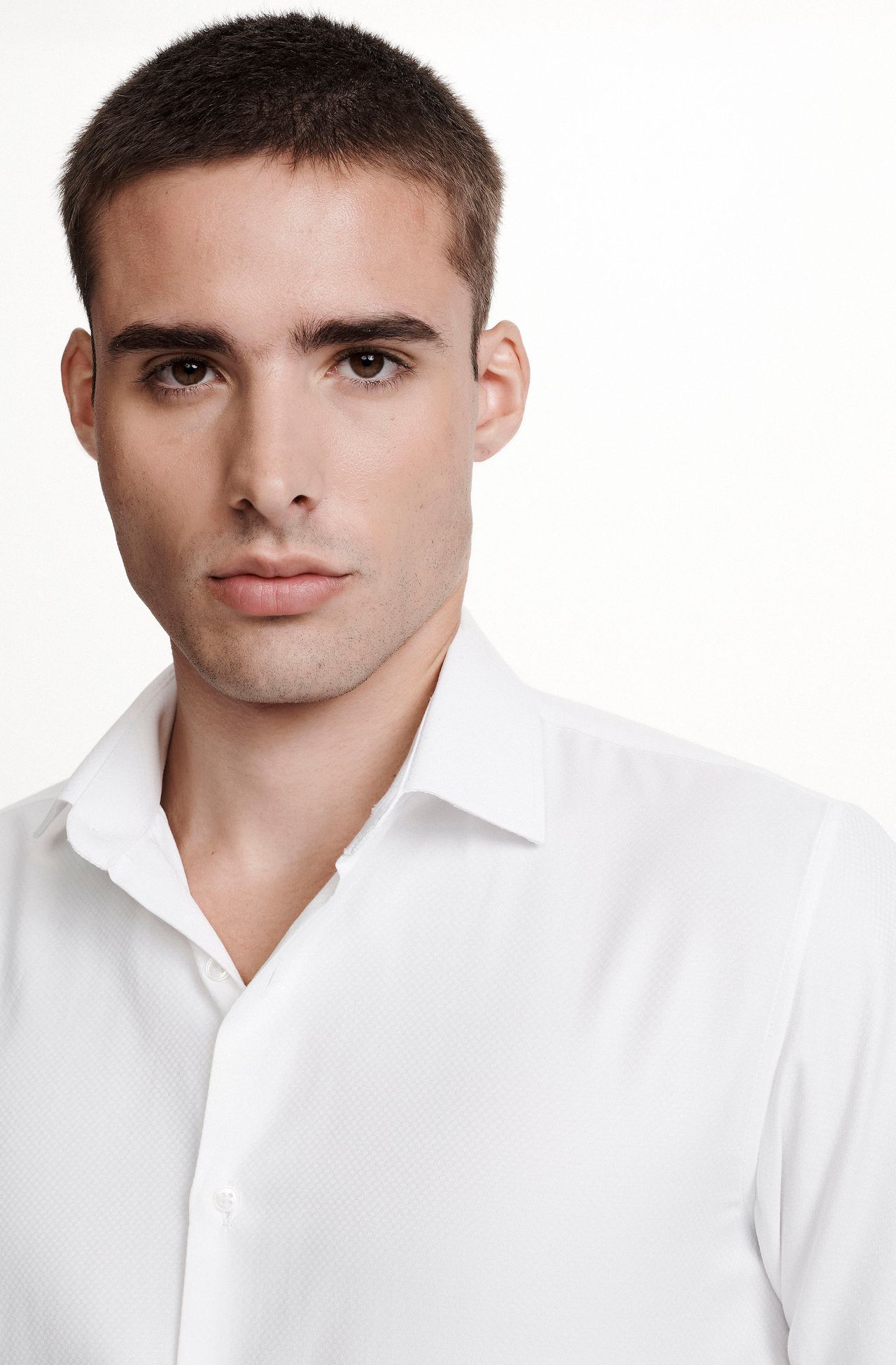 2501XFZ79189_900_4-CAMISA-SOCIAL-BRANCA-FACIL-DE-PASSAR-E-SECAGEM-RAPIDA