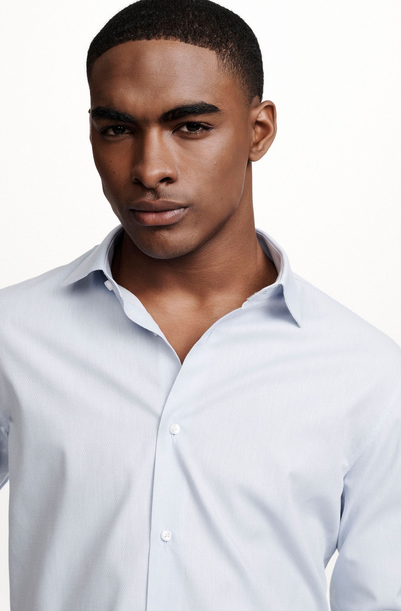 2501XFZ79014_530_4-CAMISA-SOCIAL-FALSO-LISO-AZUL-CLARO
