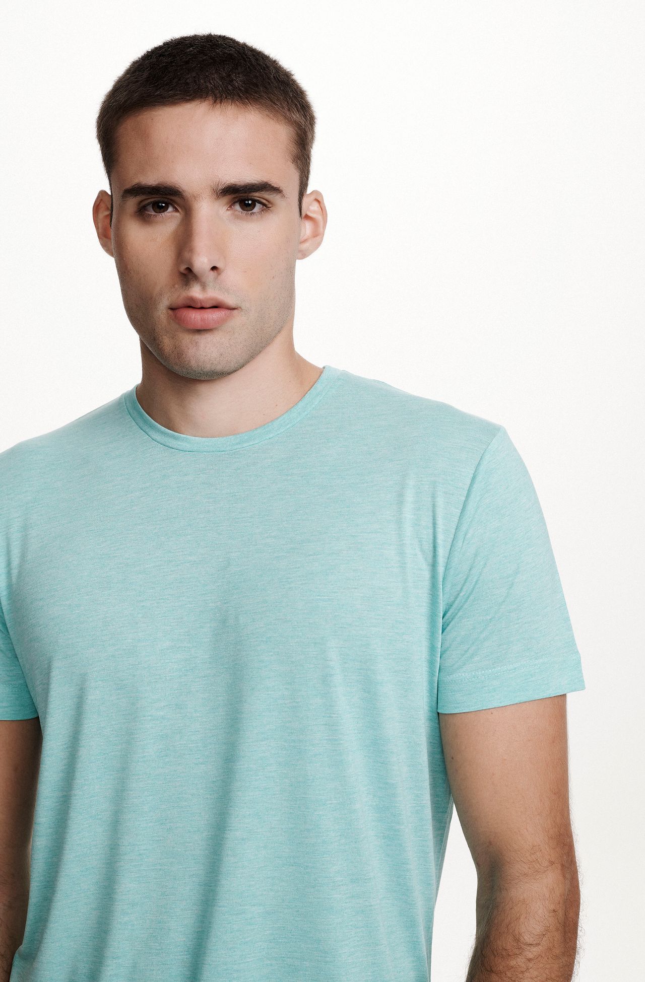 8350CCZ00120_660_4-T-SHIRT-MANGA-CURTA-LISA-DE-VISCOSE-AZUL