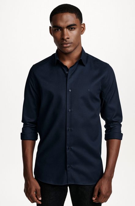 2601XWZ49025_590_2-CAMISA-WORK-SLIM-MAQUINETADA-AZUL-CLARO