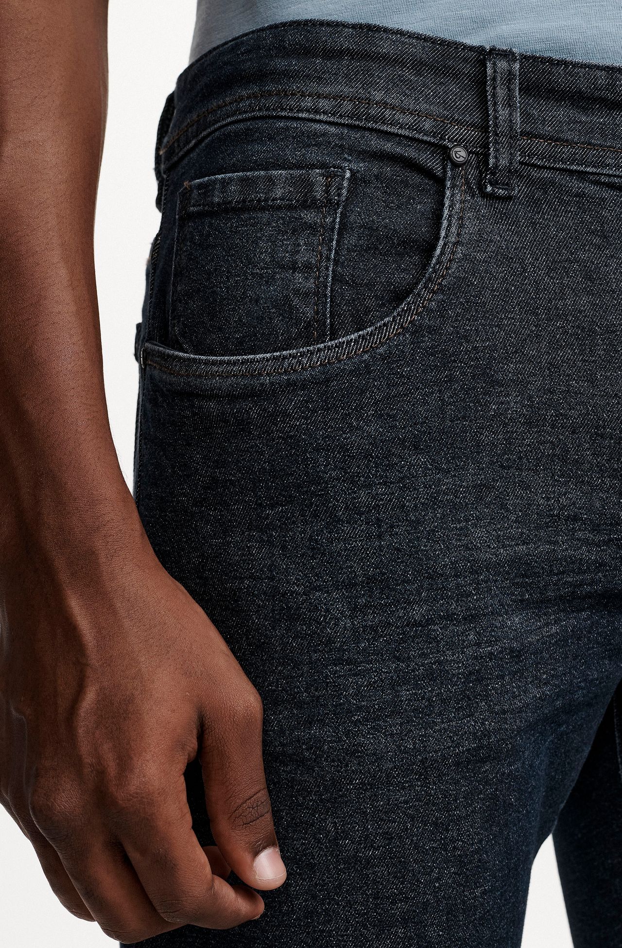 4246BCZ00237_590_4-CALCA-FIVE-POCKETS