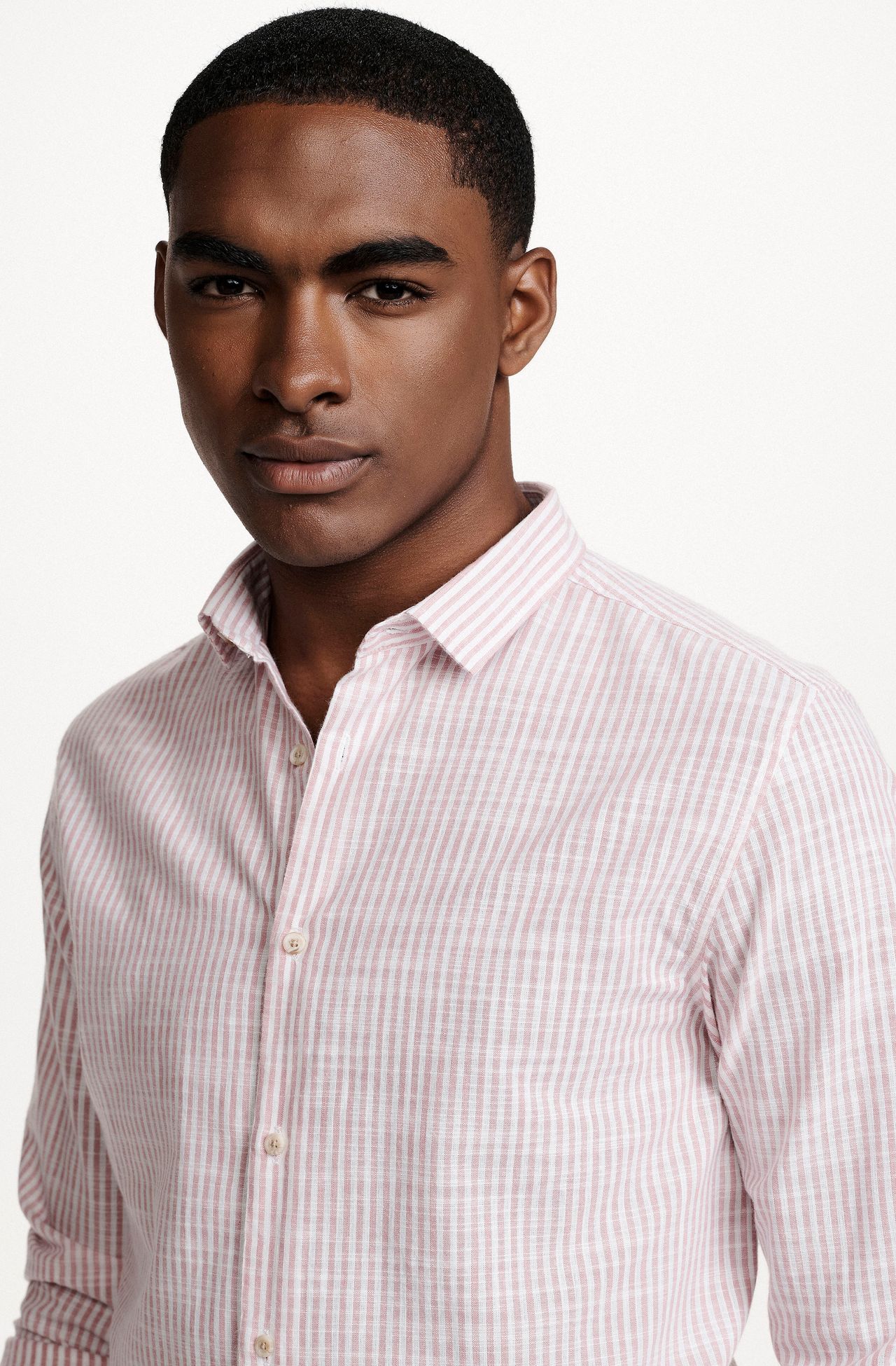 2502XCZ49083_285_4-CAMISA-CASUAL-LISTRADA-TERRACOTA
