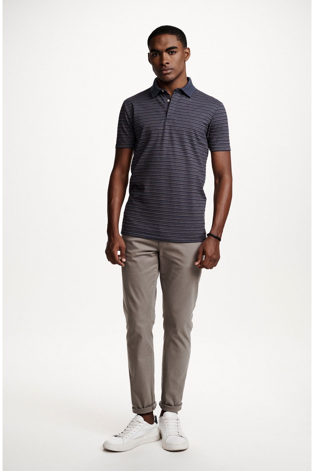 8322ICZ00077_575_1-POLO-MANGA-CURTA-LISTRADA-PEITILHO-INVISIVEL-AZUL