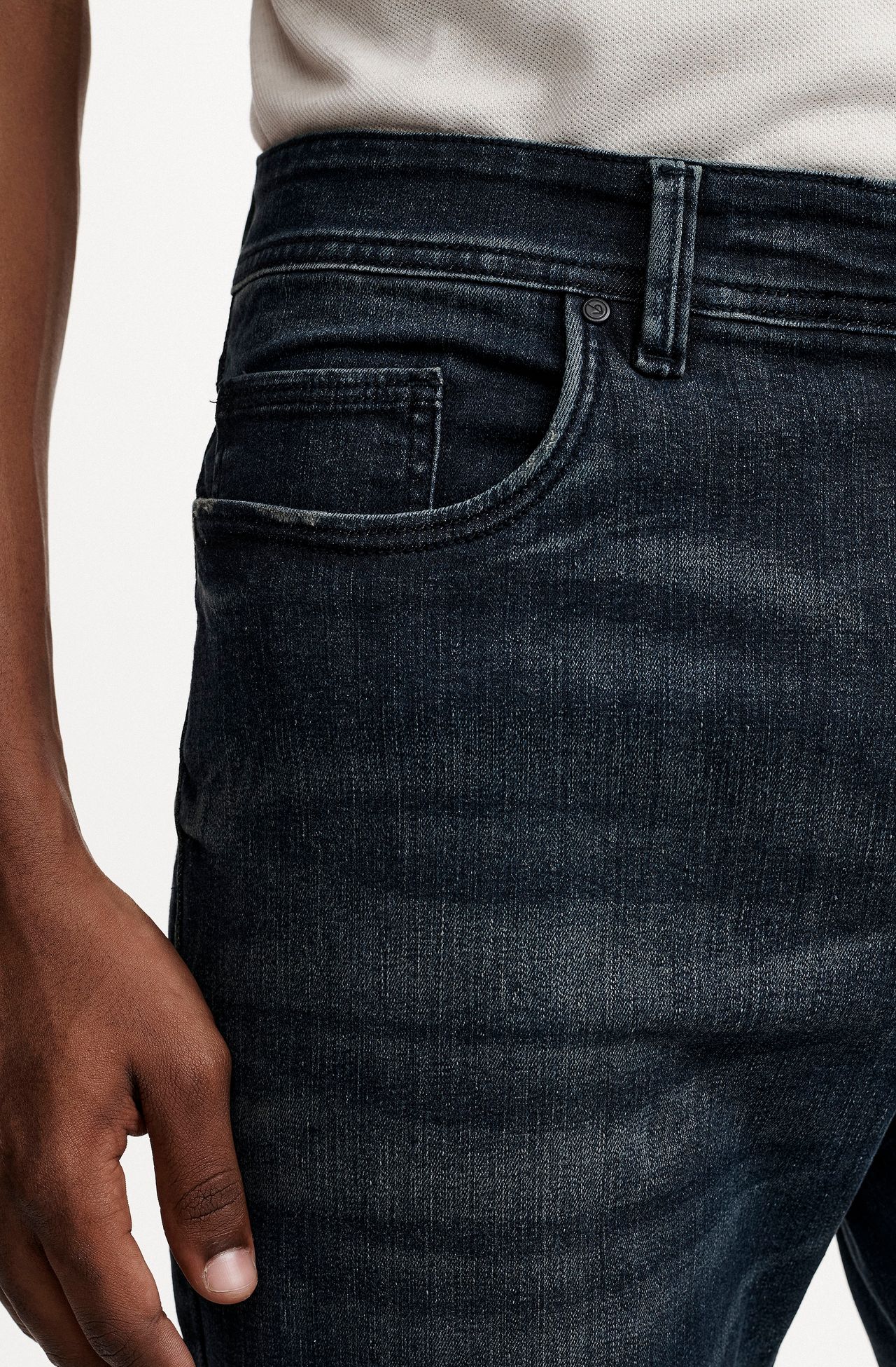 4246BCZ00255_590_4-CALCA-JEANS-DARK-STONE-BASIC