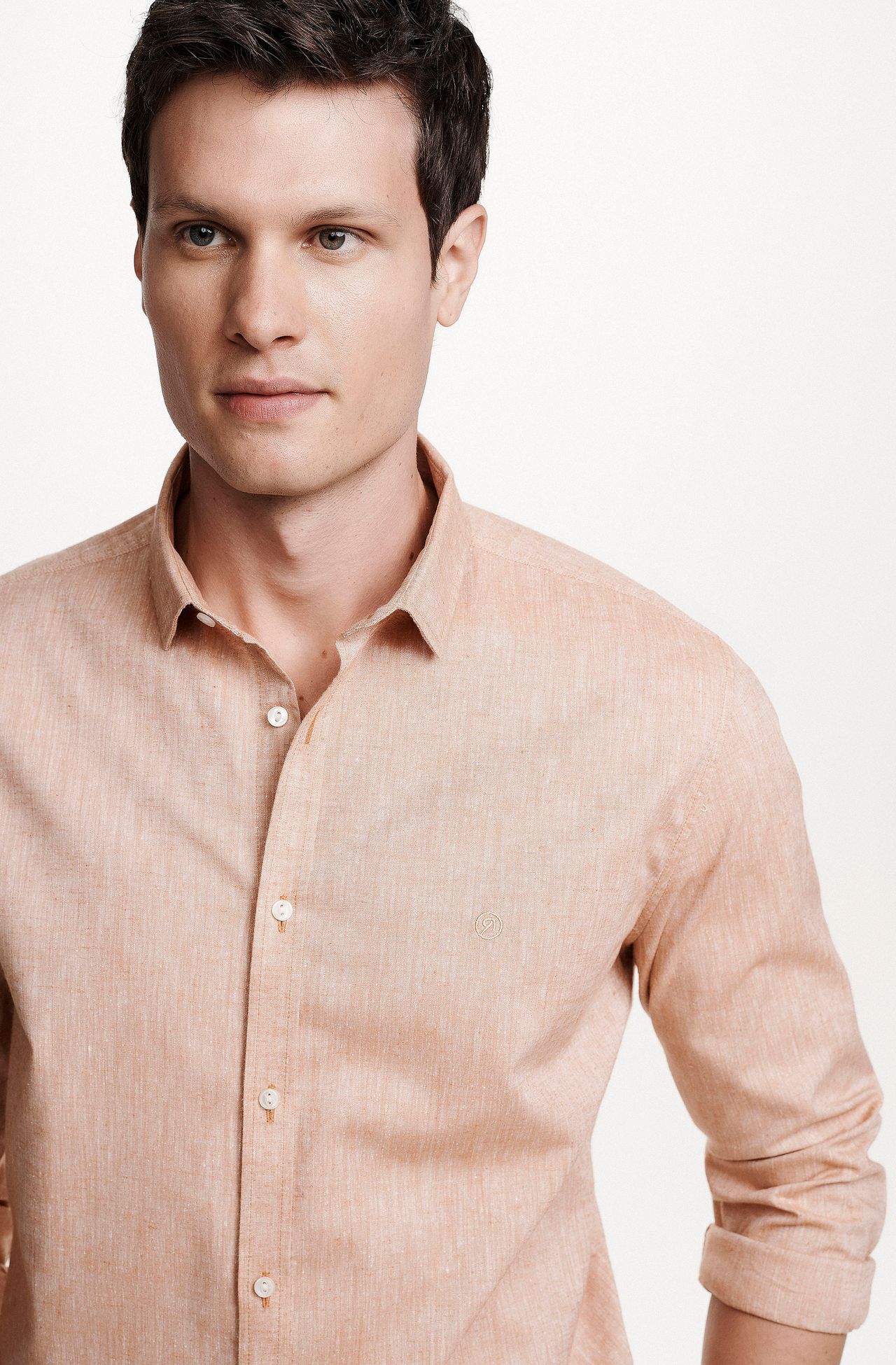 2501XCZ35172_040_4-CAMISA-CASUAL-EM-LINHO