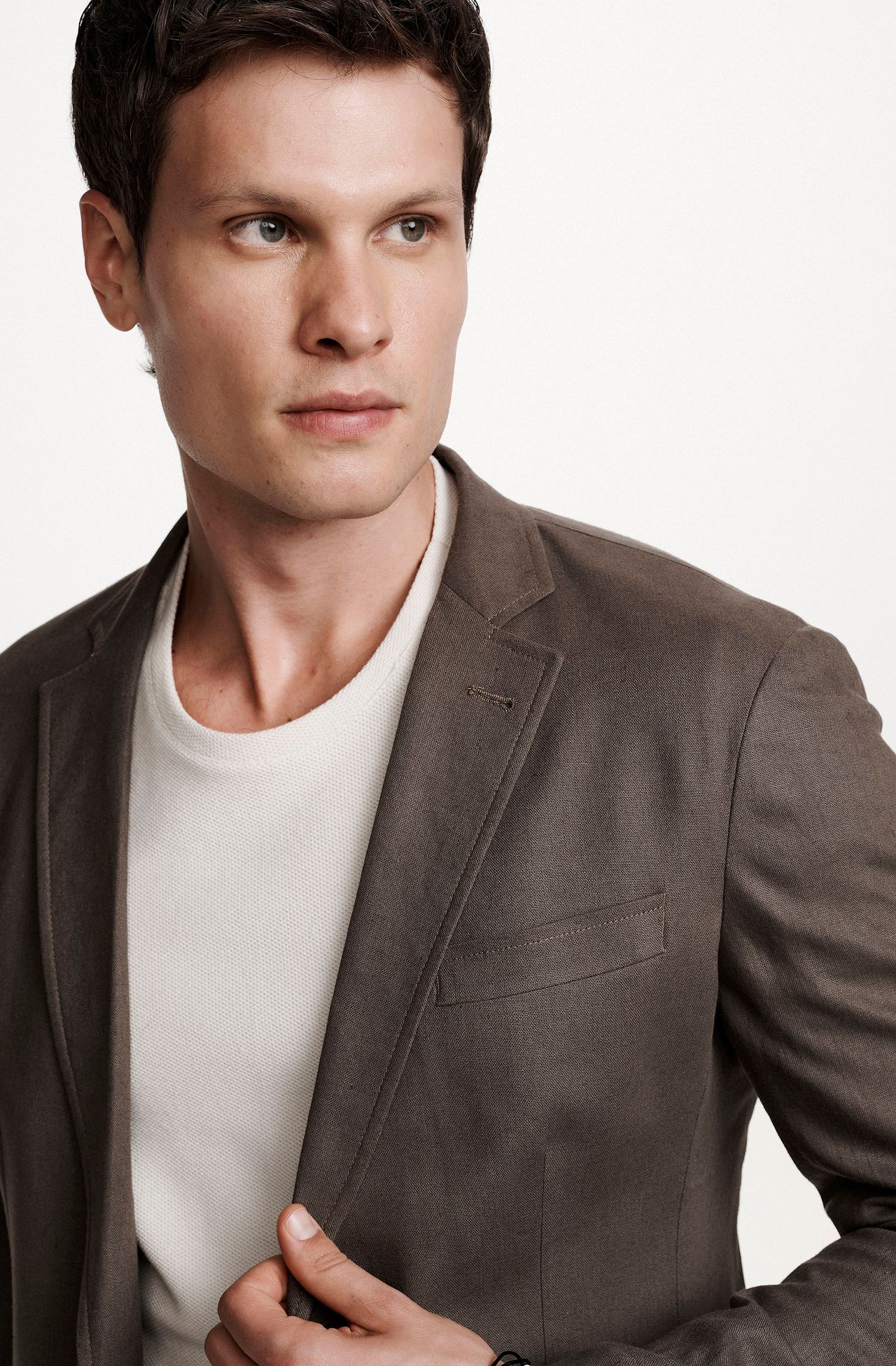 1047EWR00023_695_4-PALETO-VERDE-MILITAR-EM-LINHO-COM-VISCOSE