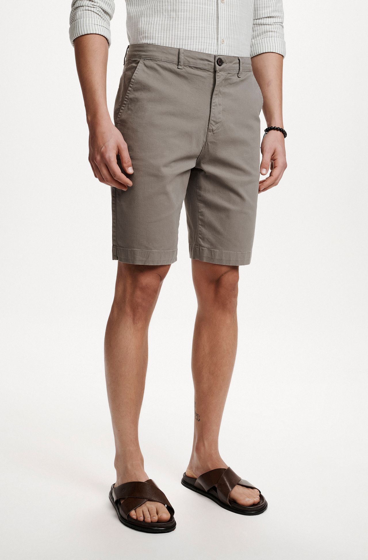 5042UCZ00035_660_2-BERMUDA-CHINO-SARJA-TINTURADA