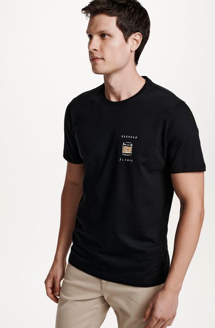 8353CCZ00238_987_2-T-SHIRT-MANGA-CURTA-ESTAMPA-WHISKY-VERDE