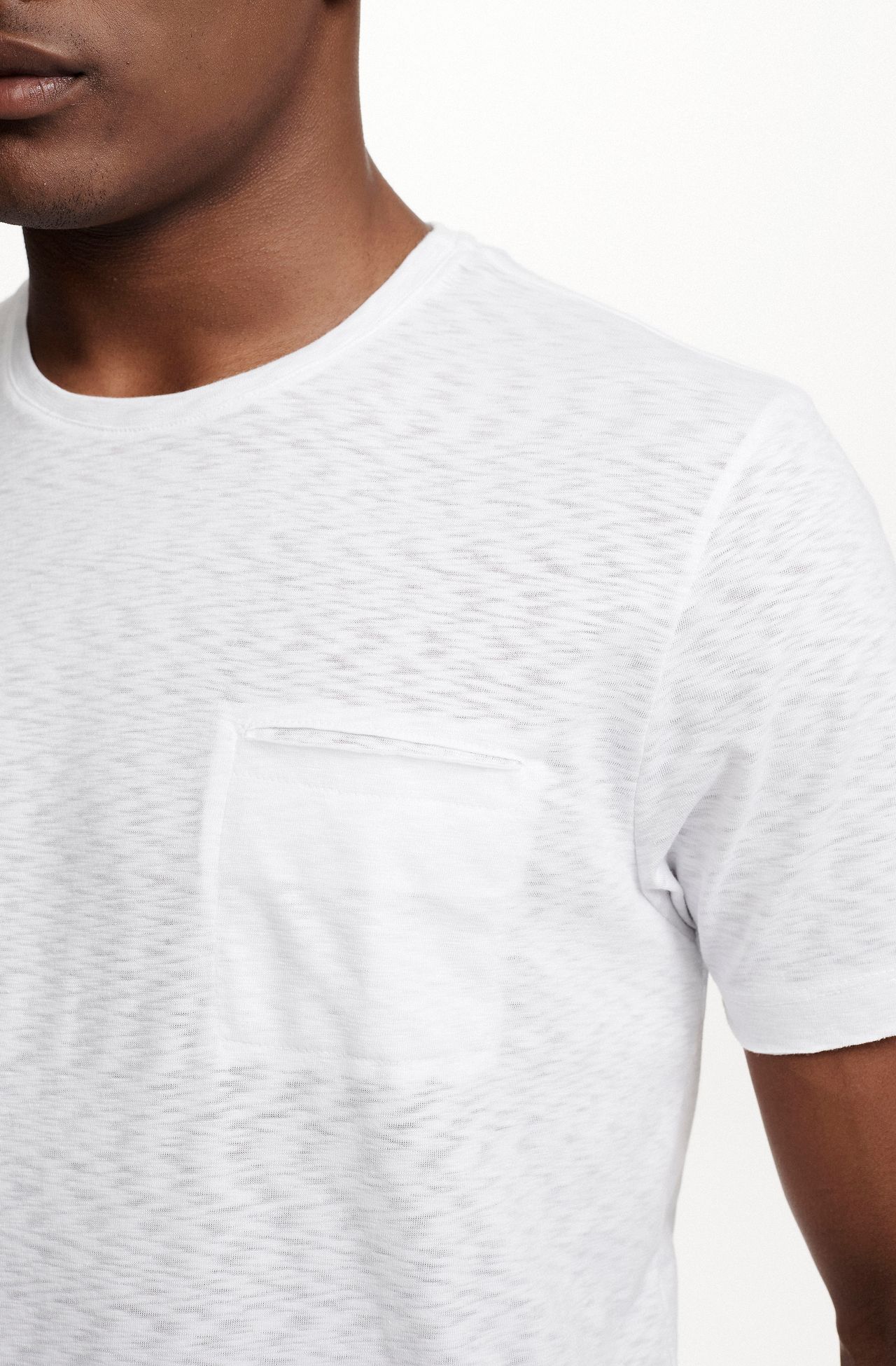 8350CCZ00114_900_6-T-SHIRT-MANGA-CURTA-FLAME-BRANCA