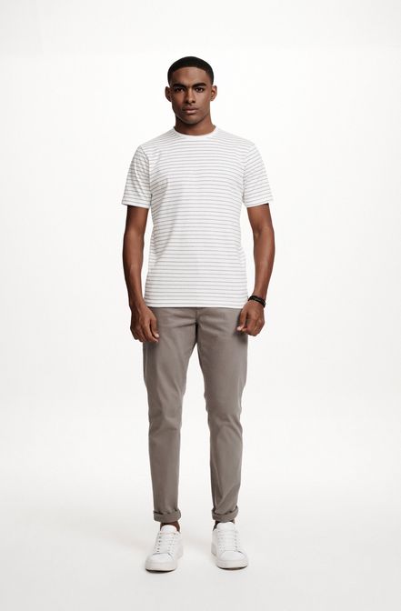 8353CCZ00255_400_1-T-SHIRT-MANGA-CURTA-LISTRADO-PRETO-E-OFFWHITE