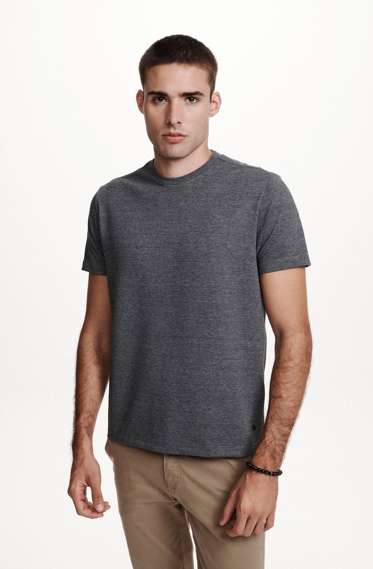8350CCZ00112_970_2-T-SHIRT-MANGA-CURTA-TEXTURIZADA-MESCLA