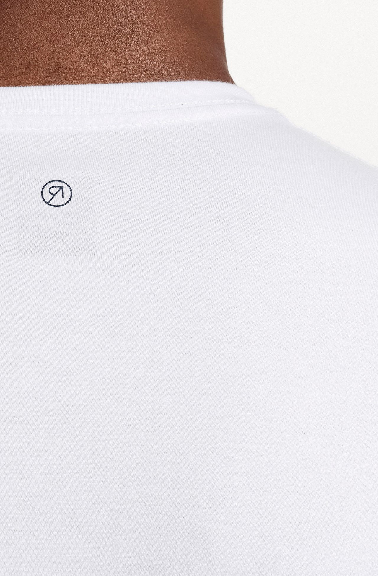 8353CCZ00237_900_3-T-SHIRT-MANGA-CURTA-ESTAMPA-GIM-CAQUI