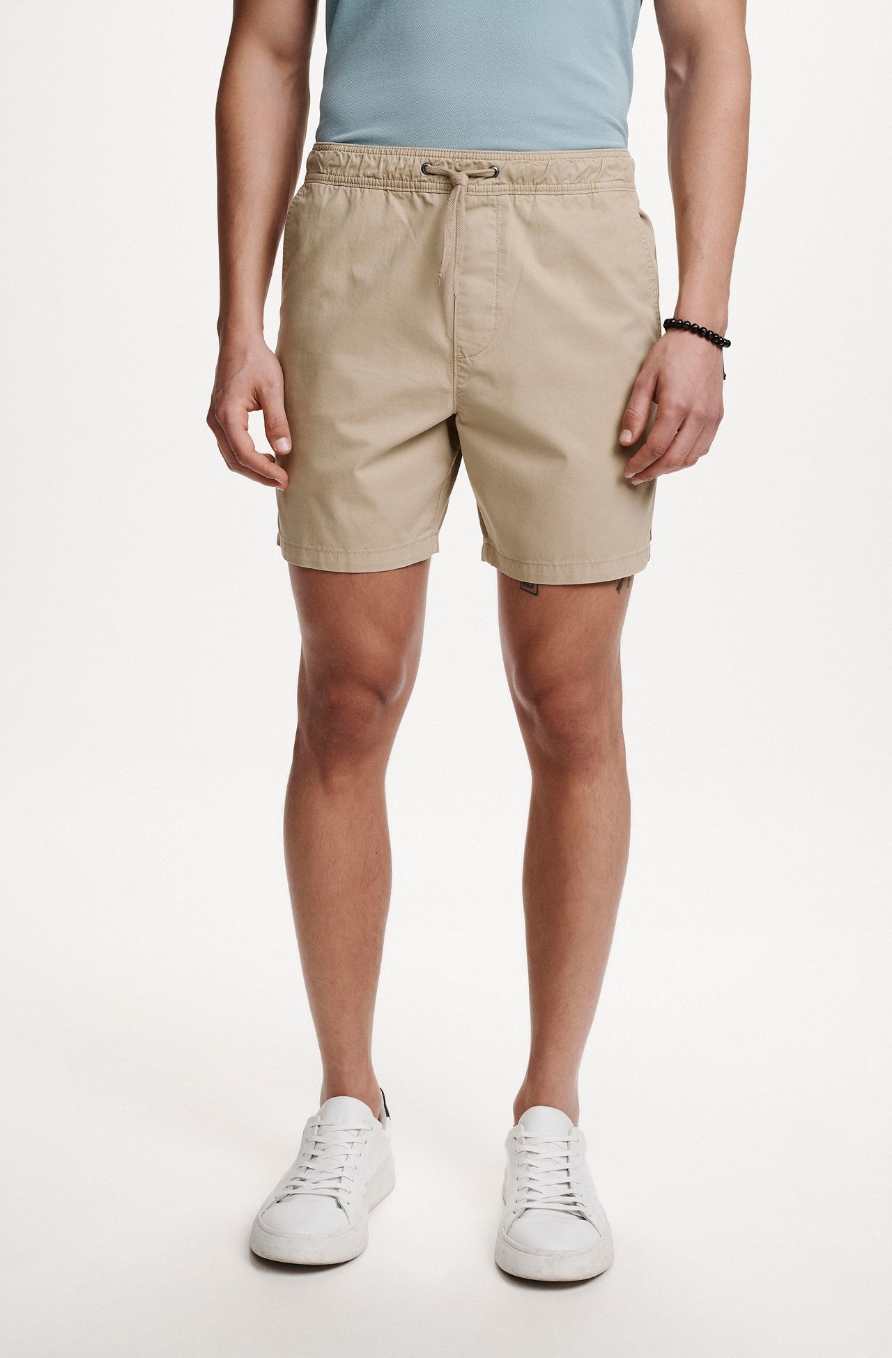 5041UCZ00010_720_2-BERMUDA-RELAXED-SARJA-TINTURADA