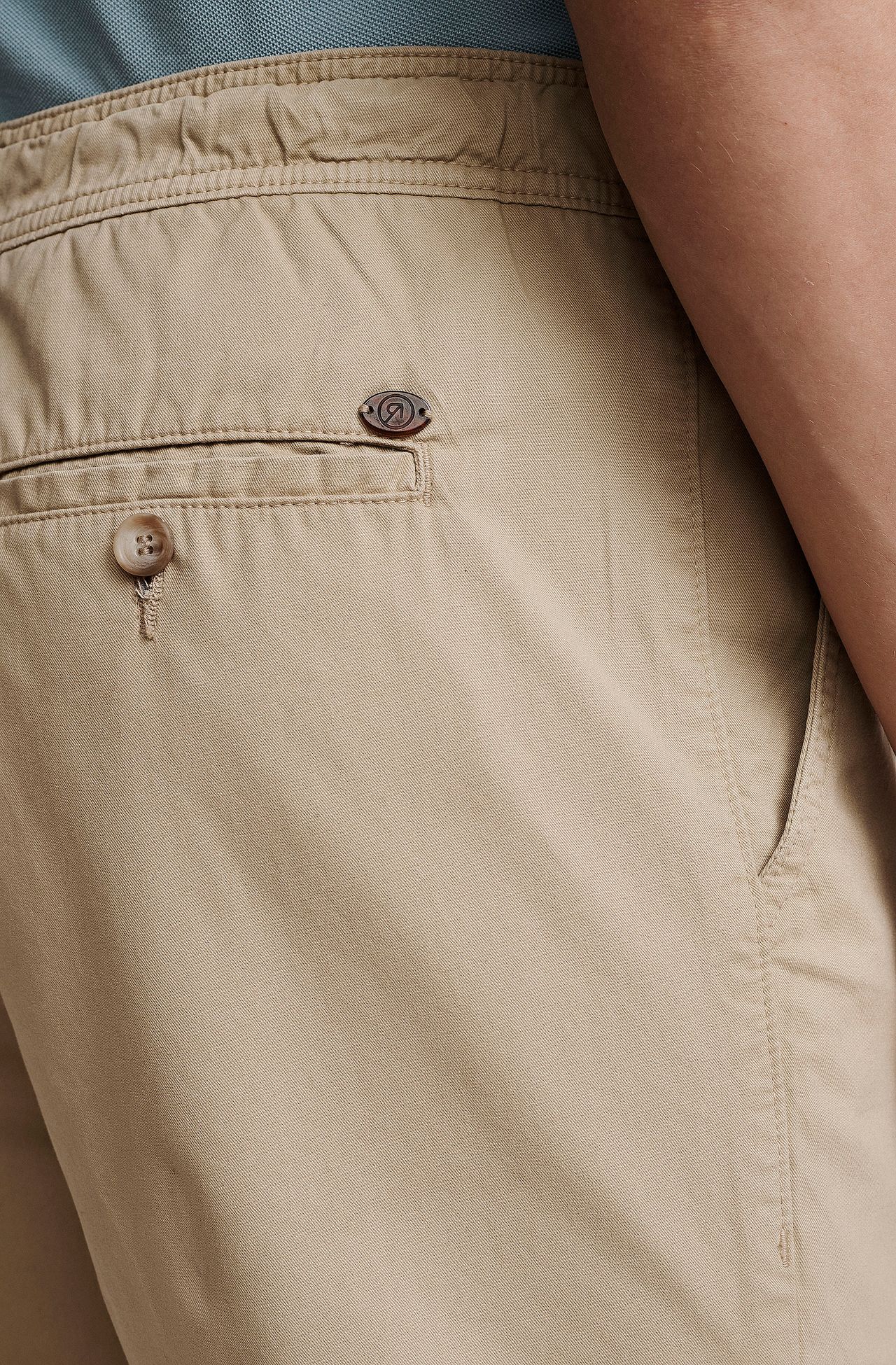 5041UCZ00010_720_5-BERMUDA-RELAXED-SARJA-TINTURADA