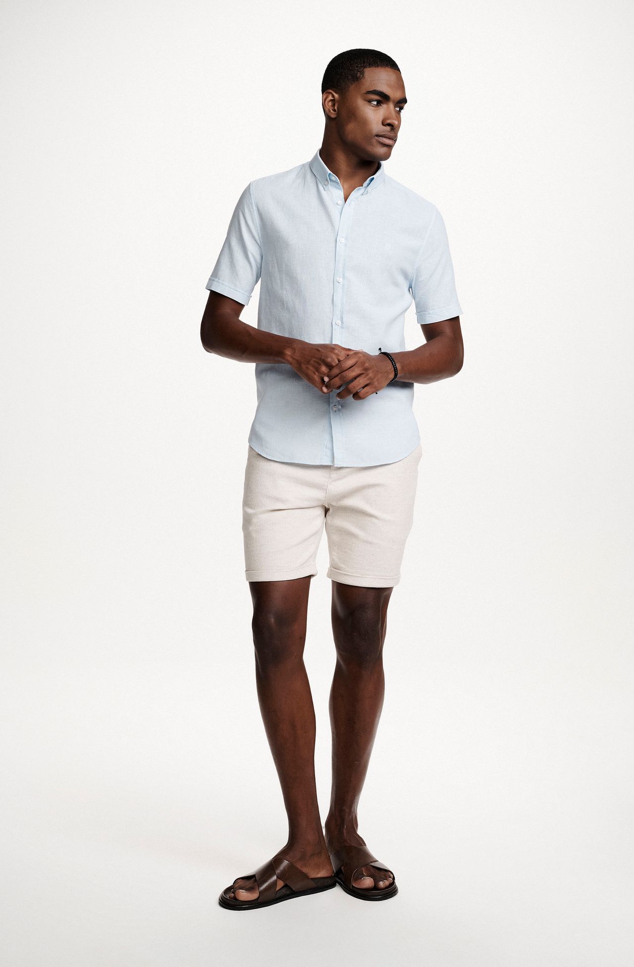 2401VCZ15162_533_1-CAMISA-MANGA-CURTA-BUTTON-DOWN