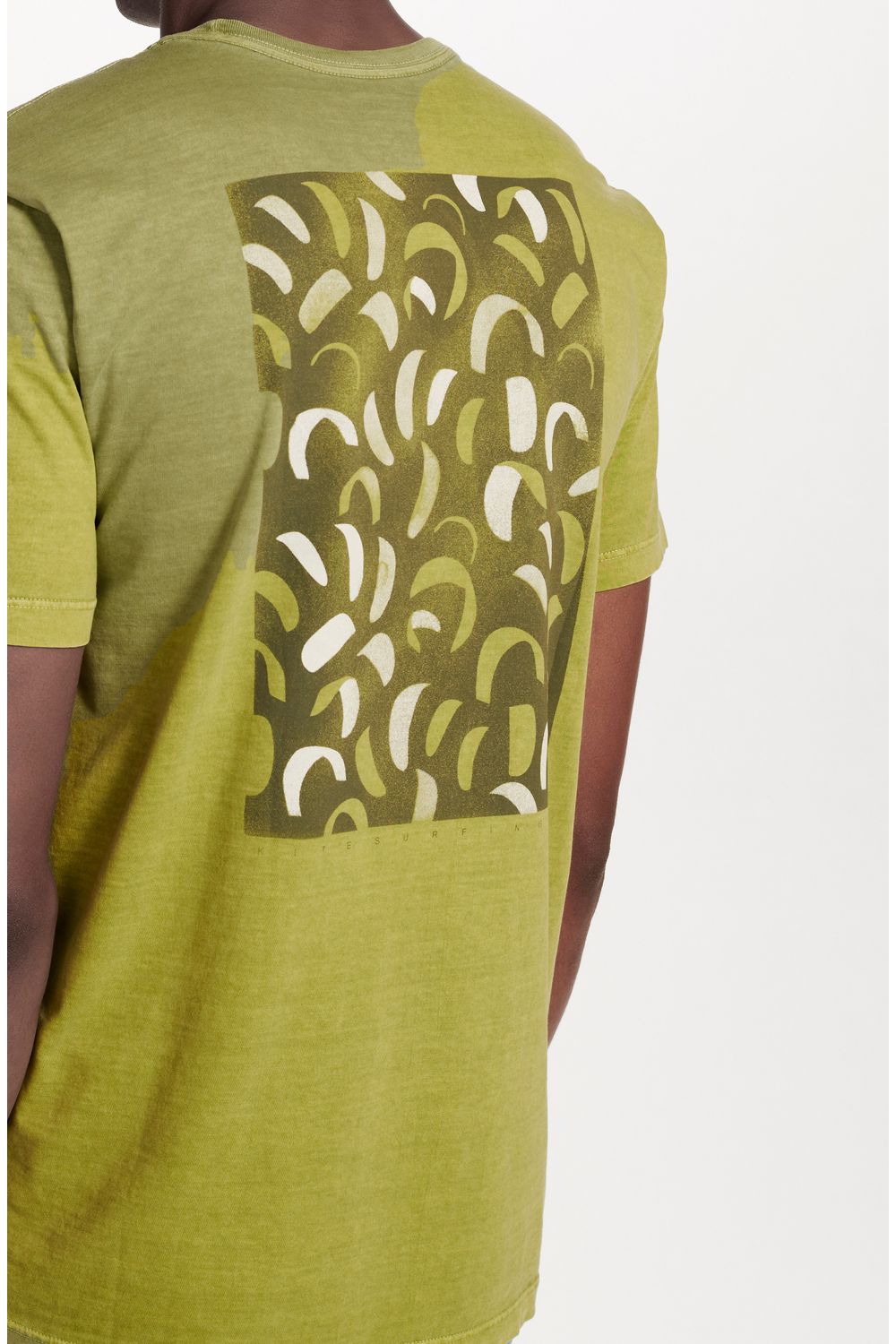 8353CCZ00221_650_1-T-SHIRT-MANGA-CURTA-KITE