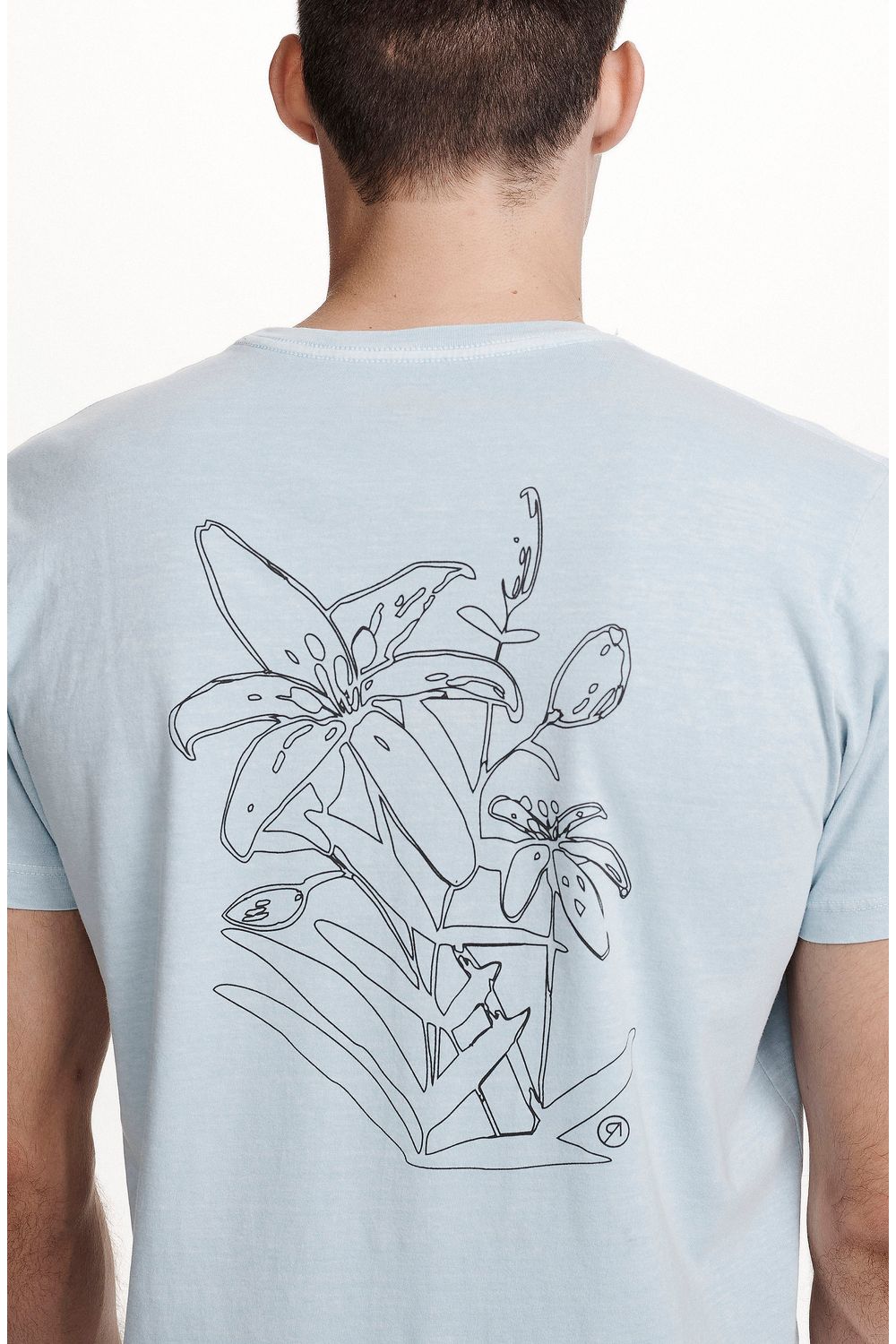 8353CCZ00244_545_1-T-SHIRT-MANGA-CURTA--ESTAMPA--LIRIO-DE-ALGODAO-VERDE