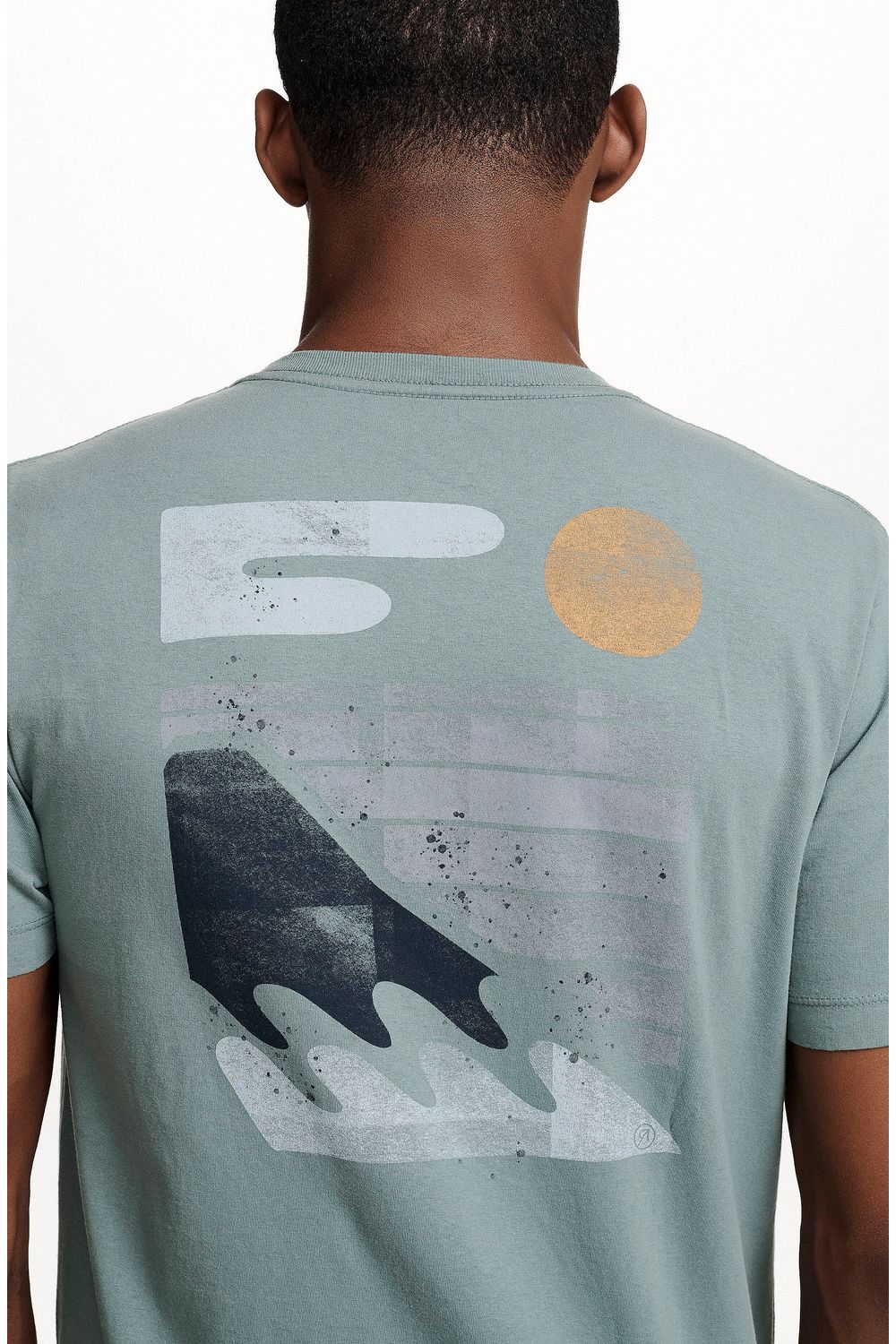 8353CCZ00248_660_1-T-SHIRT-MANGA-CURTA-ESTAMPA-MONTANHAS-DE-ALGODAO-VERDE