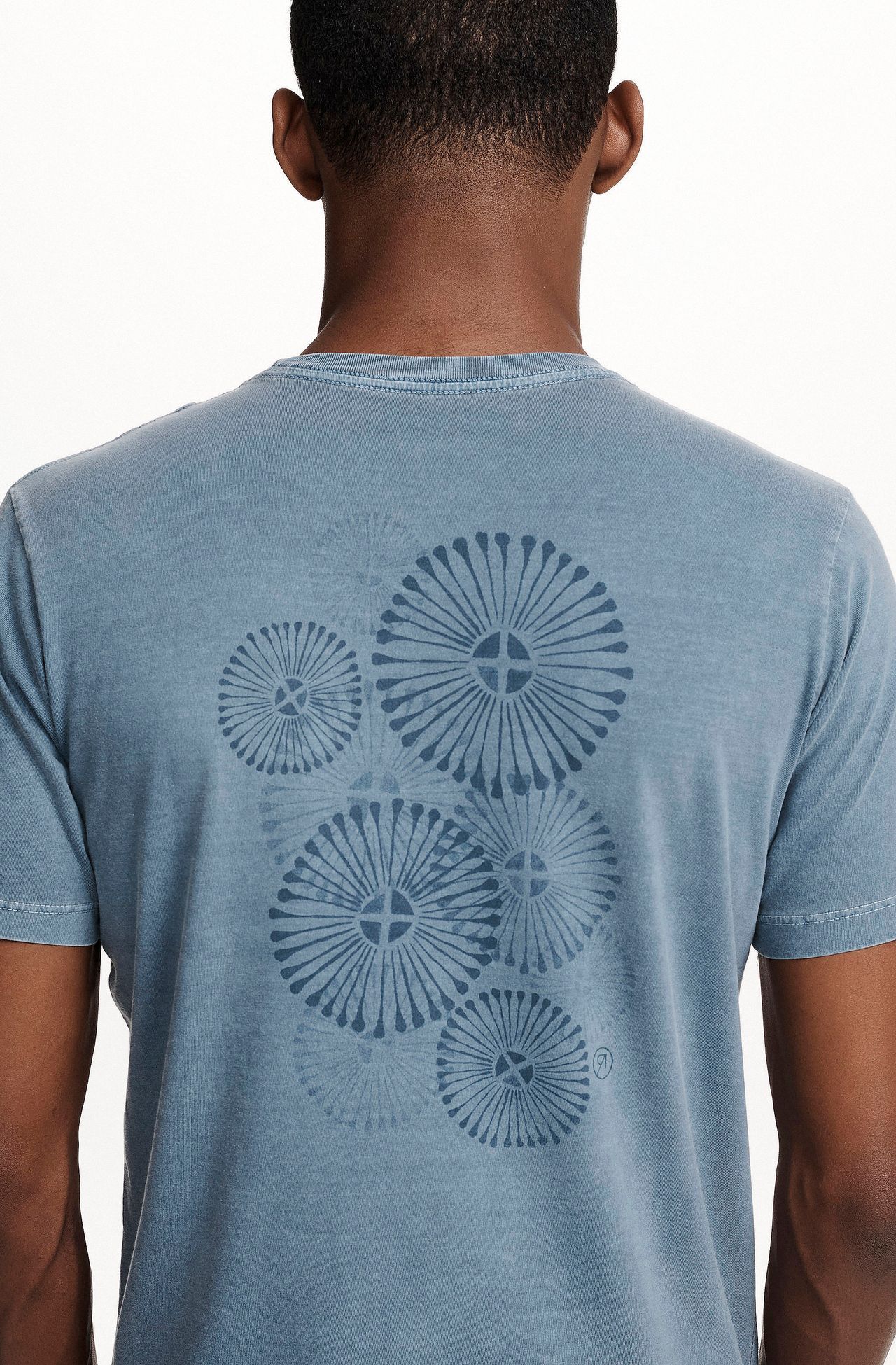 8353CCZ00246_565_1-T-SHIRT-MANGA-CURTA--ESTAMPA--MANDALA--DE-ALGODAO-ROSA