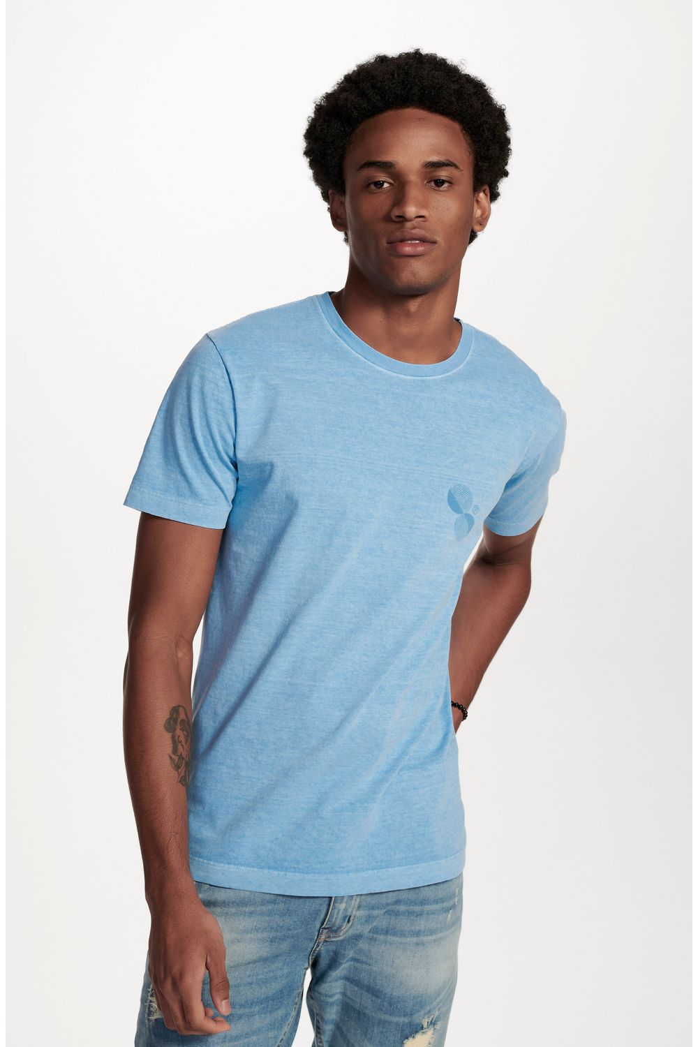 8353CCZ00203_565_2-T-SHIRT-MANGA-CURTA-GRAFICA