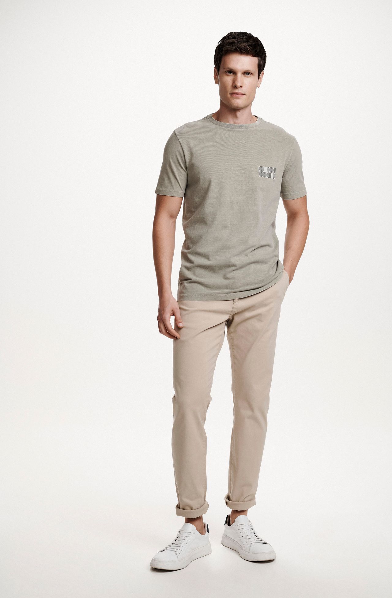 8353CCZ00240_660_3-T-SHIRT-MANGA-CURTA--ESTAMPA-CIRCULOS-DE-ALGODAO-VERDE