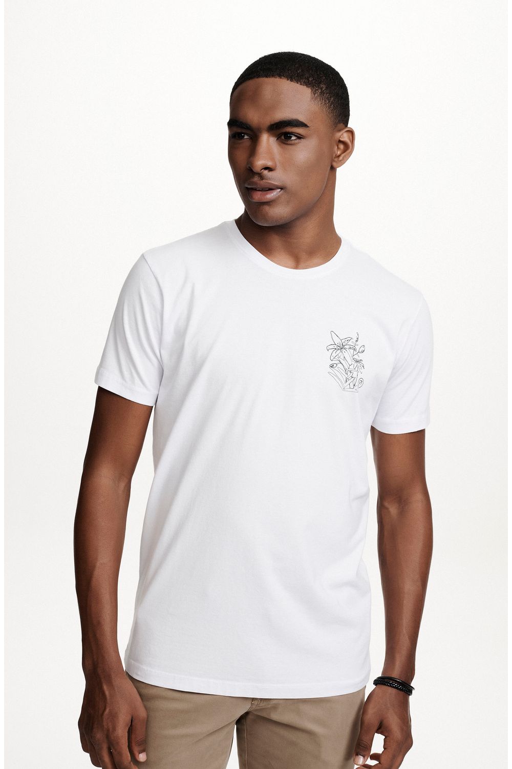 8353CCZ00244_900_2-T-SHIRT-MANGA-CURTA--ESTAMPA--LIRIO-DE-ALGODAO-VERDE