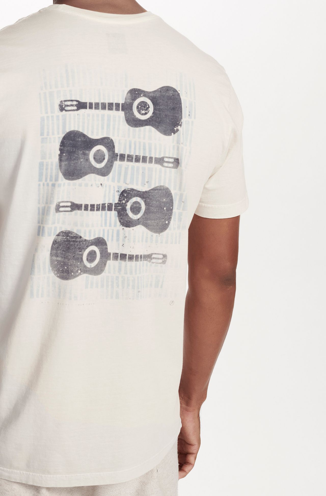 8353CCZ00198_485_1-TSHIRT-MANGA-CURTA-GOLA-CARECA-VIOLAO-VERDE