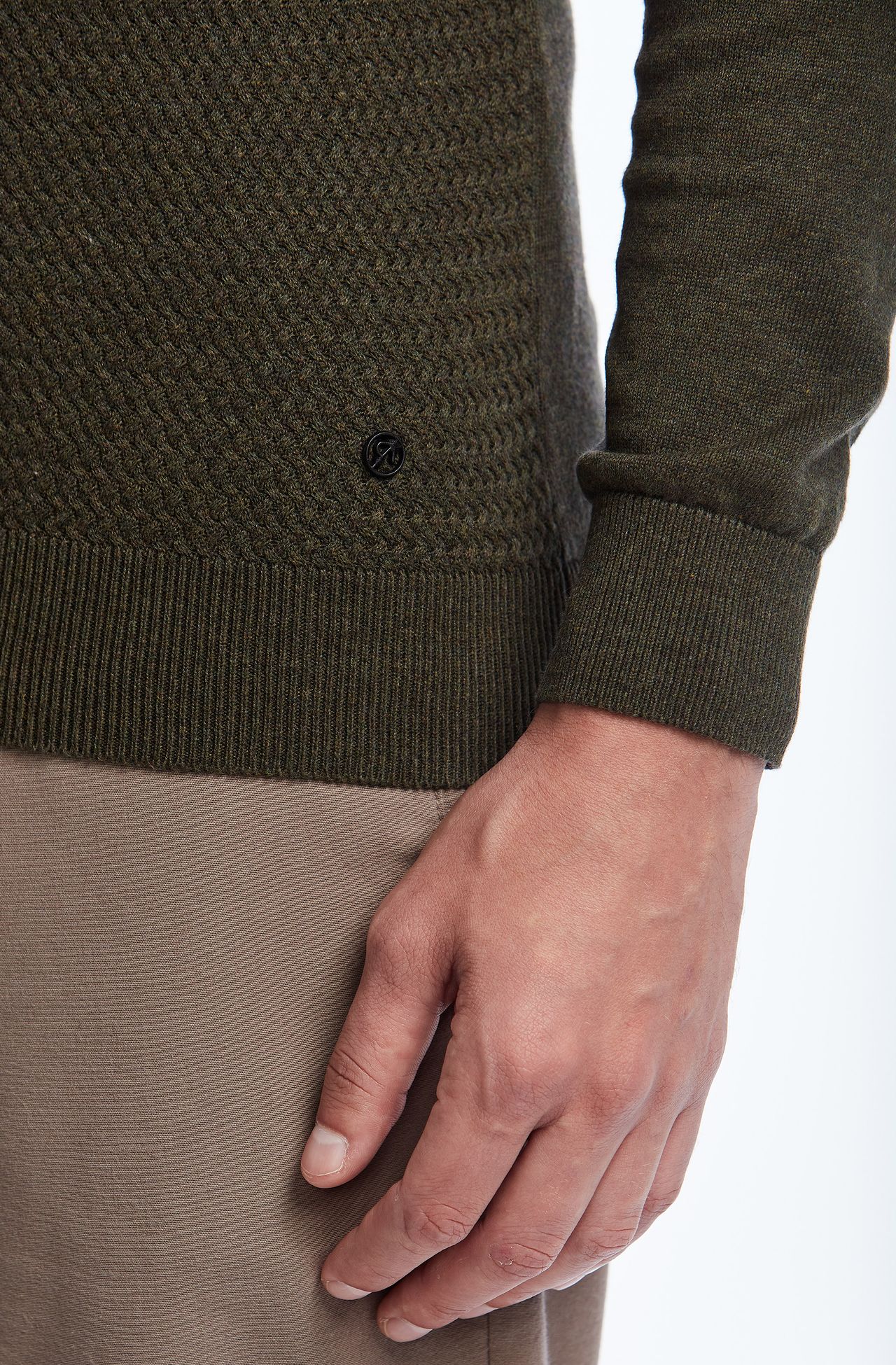 3083ECP00001_683_4-SWEATER-TRICOT