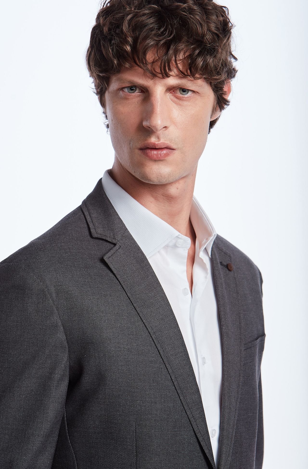 1047EWR20831_980_3-PALETO-02-BOTOES