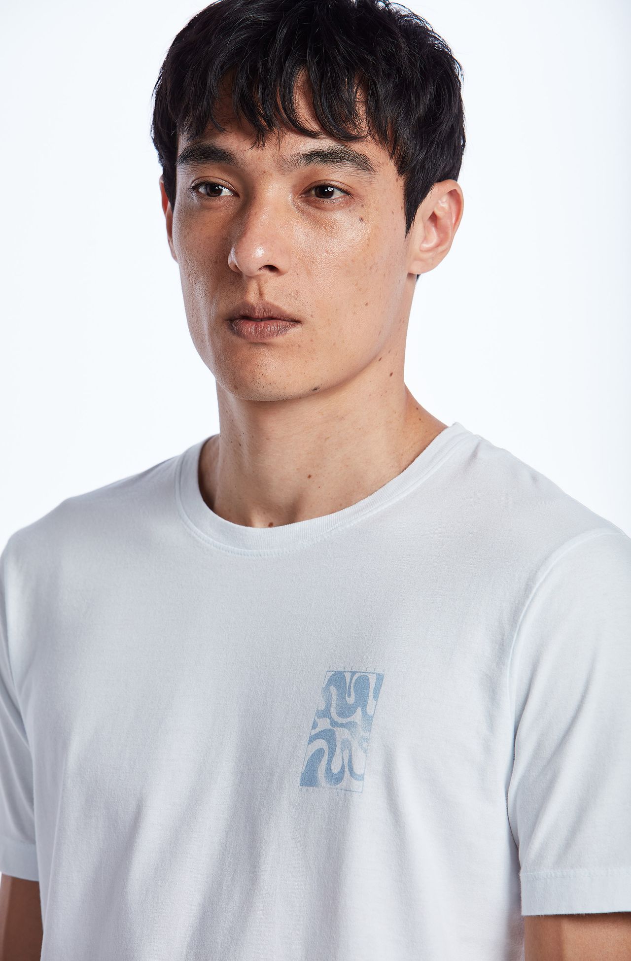 8353CCZ00275_900_3-TSHIRT-MANGA-CURTA