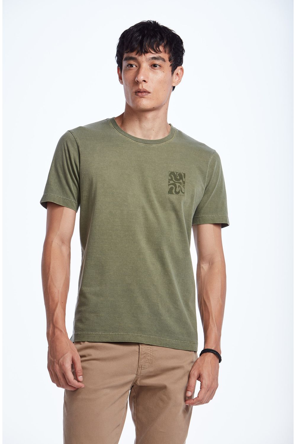 8353CCZ00275_670_2-TSHIRT-MANGA-CURTA