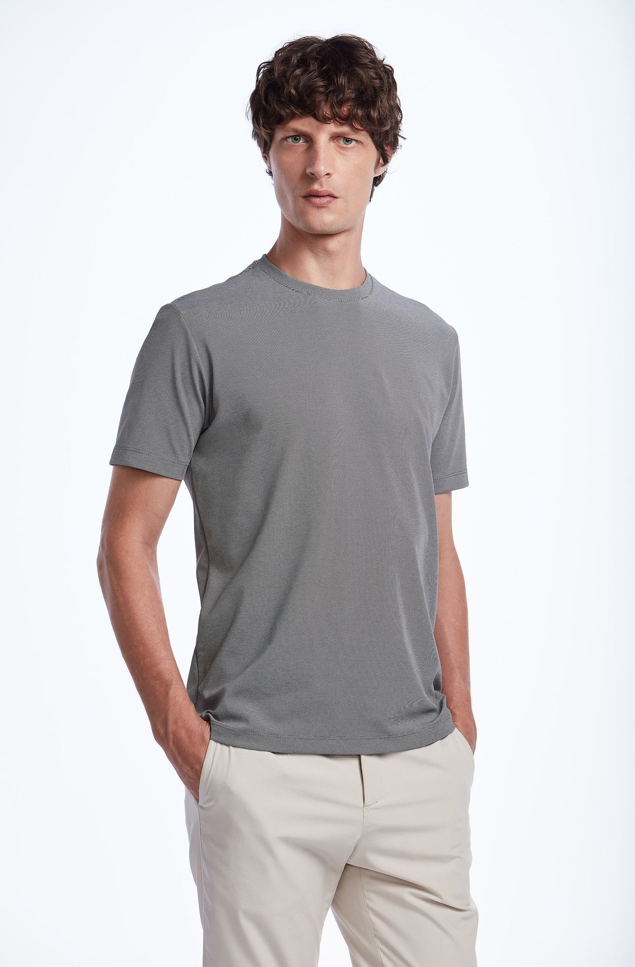 8353CCZ00278_980_2-TSHIRT-MANGA-CURTA