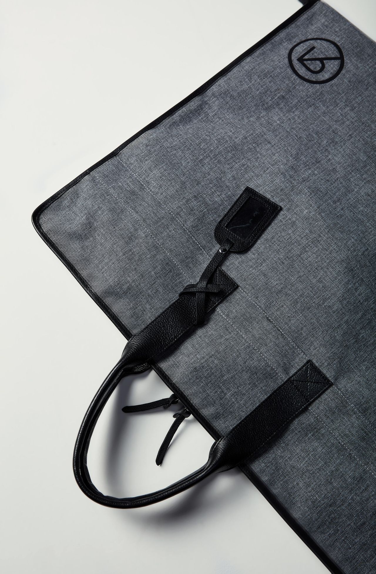 9171AAZ00001_970_4-PORTA-TERNO-FORMAL