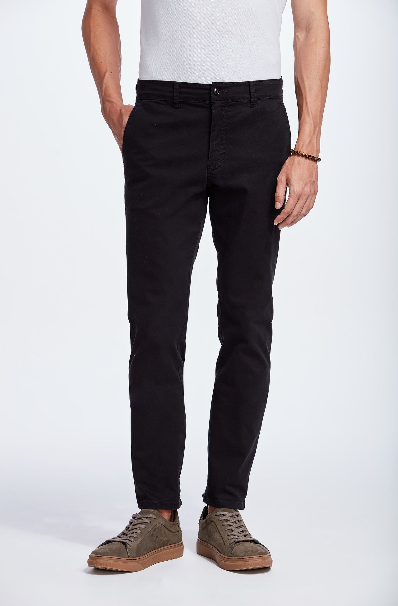 4042UCC02077_987_2-CALCA-CHINO